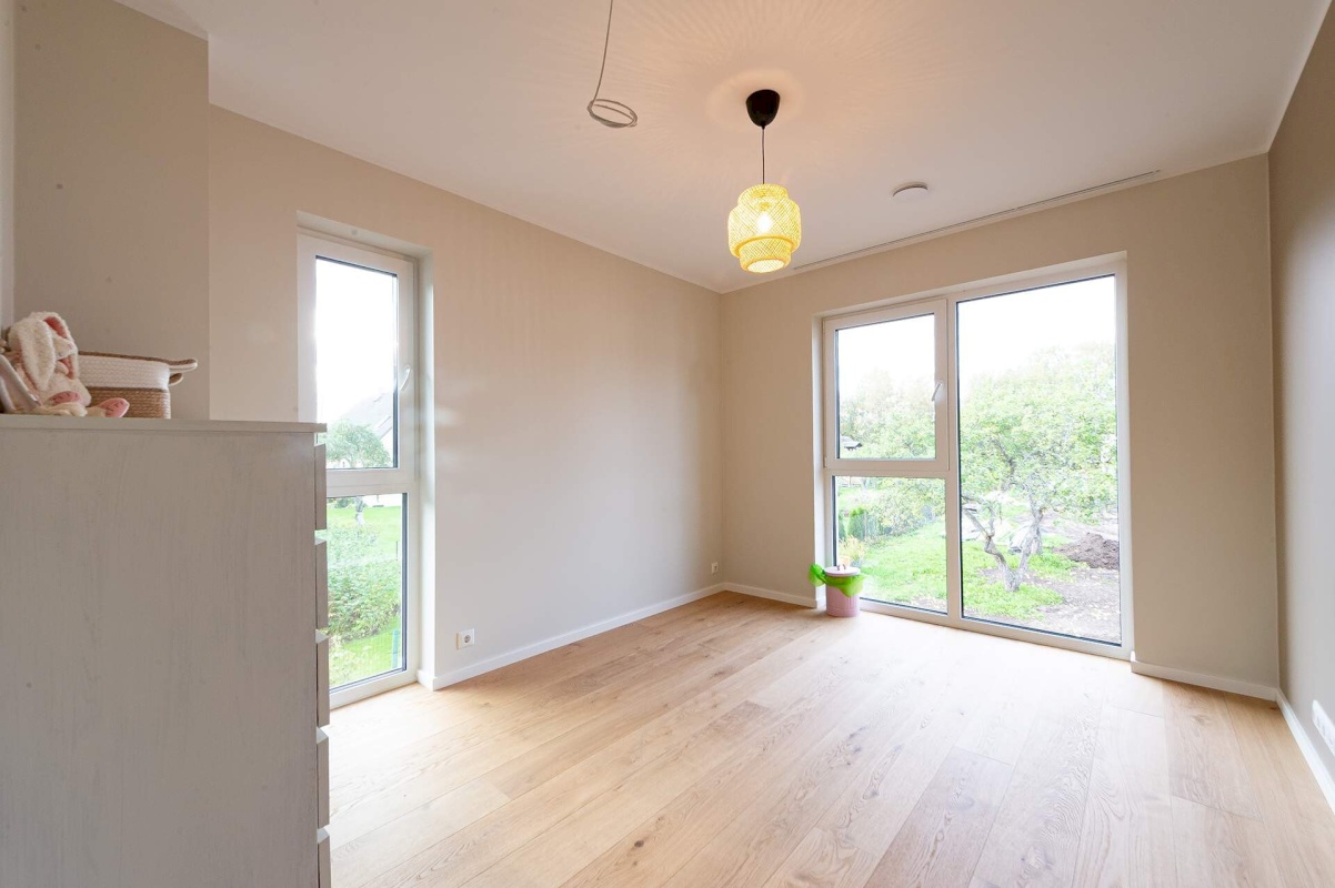 Anija vald, Kehra linn, Aia tn 2