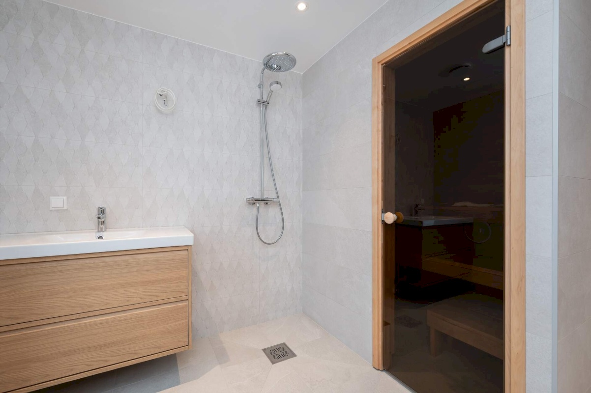 Anija vald, Kehra linn, Aia tn 4