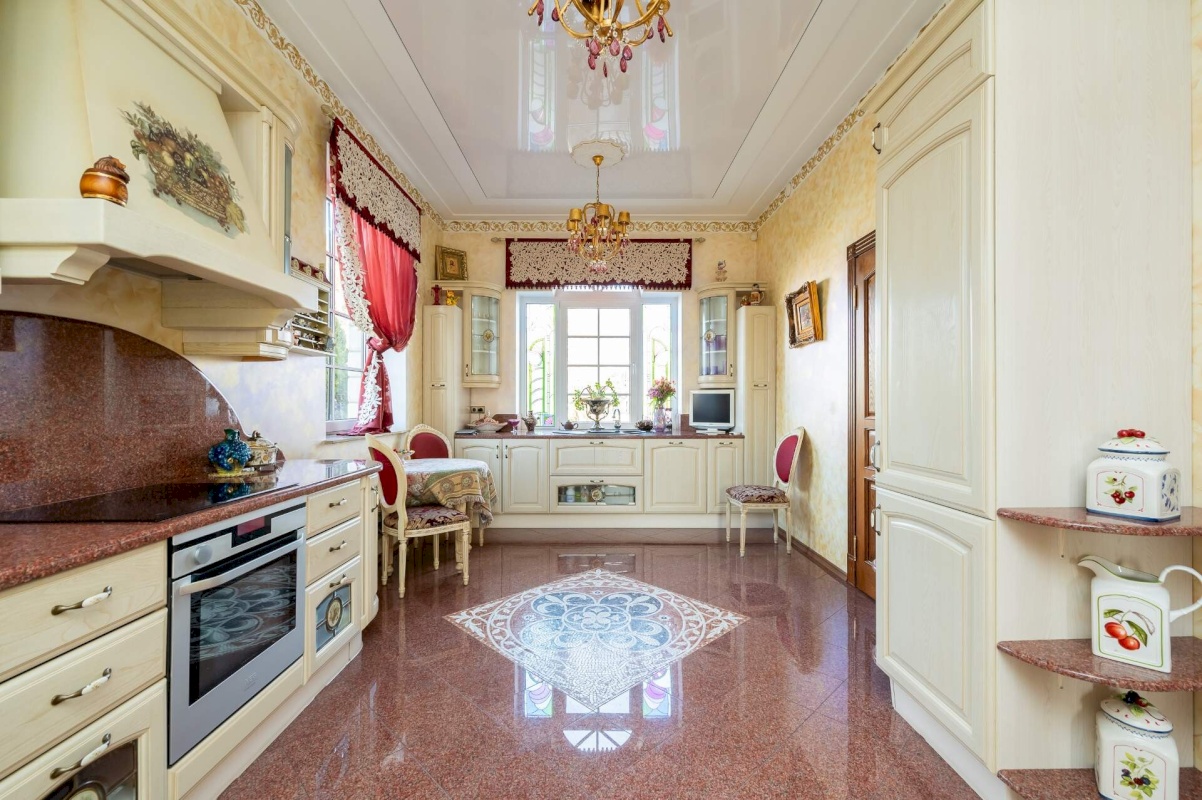 Tallinn, Pirita linnaosa, Kose, Kesalille tee 8