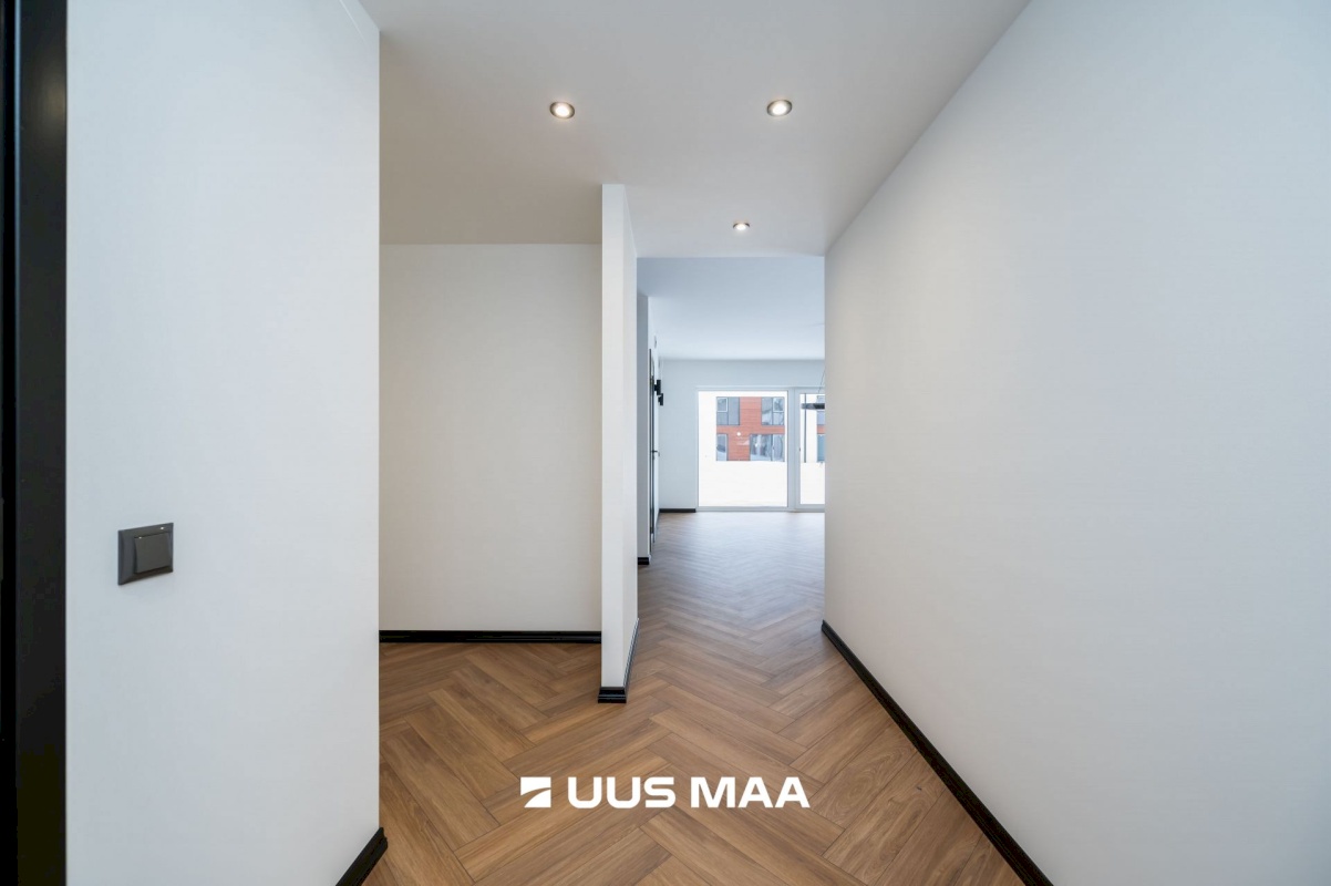 Anija vald, Kehra linn, Sõpruse väljak 12