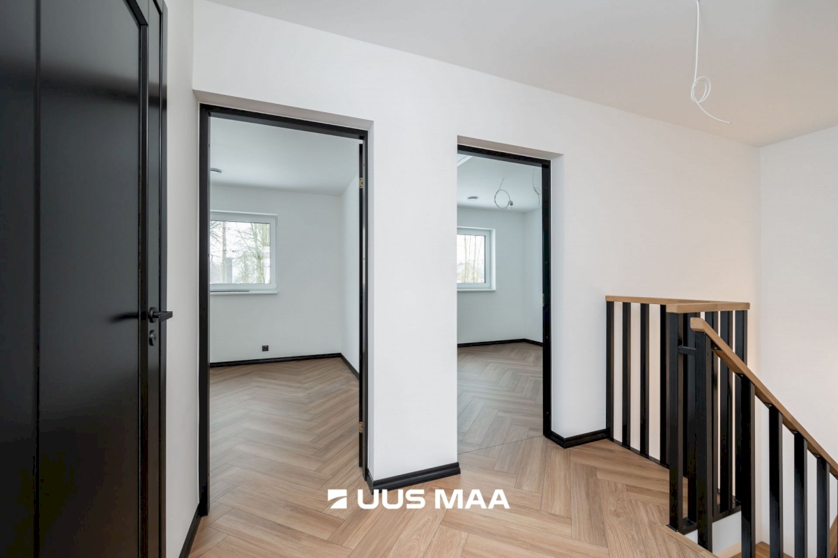 Anija vald, Kehra linn, Sõpruse väljak 12