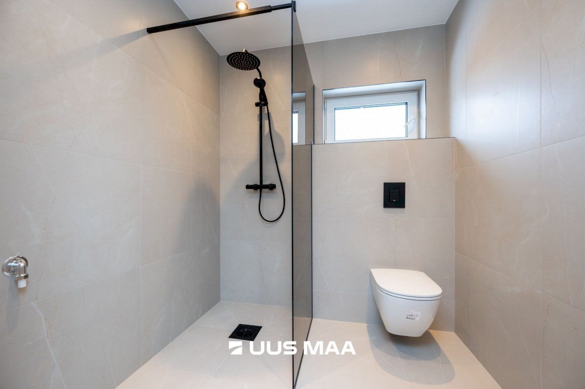 Anija vald, Kehra linn, Sõpruse väljak 12