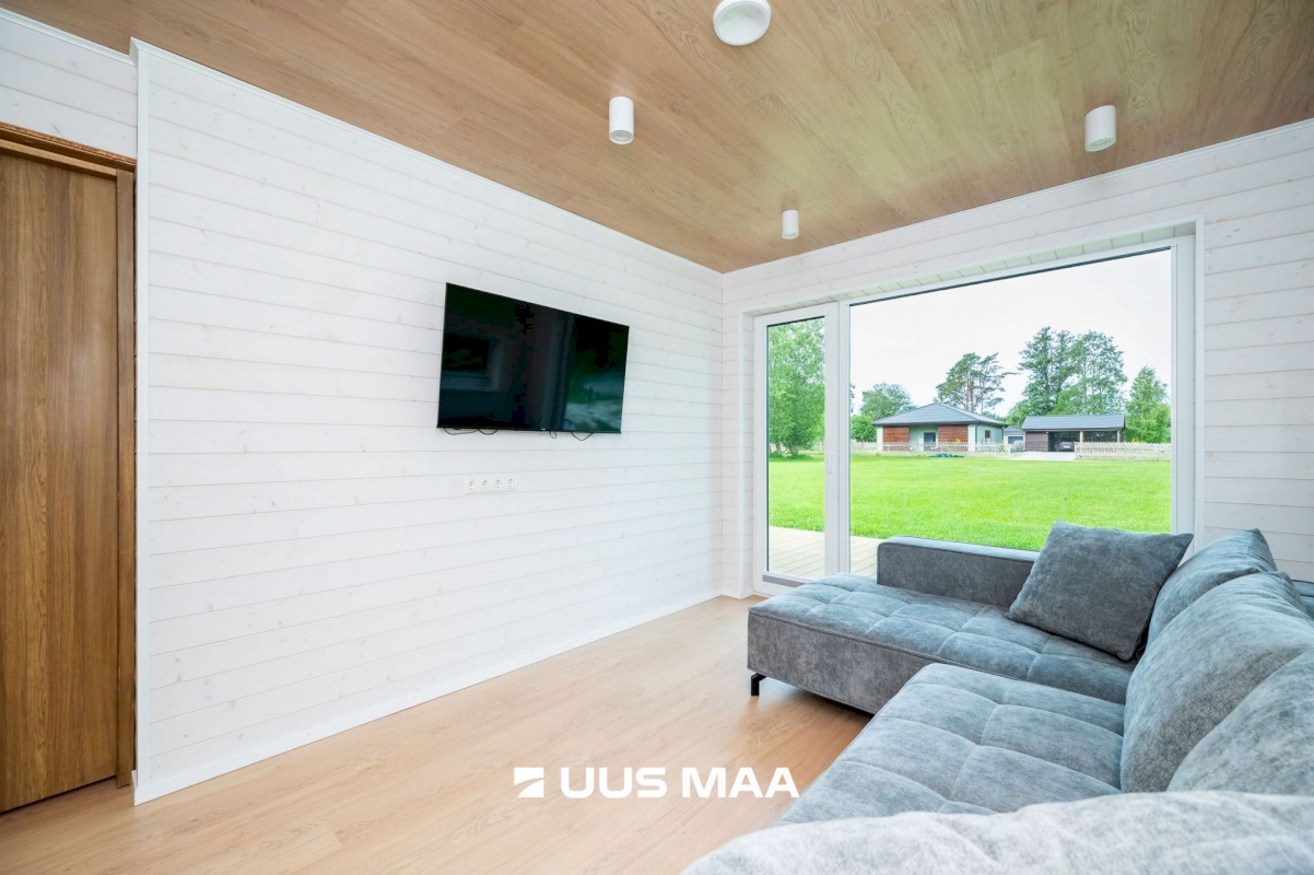 Lääne-Harju vald, Kloogaranna küla, Adruvahi tee 38