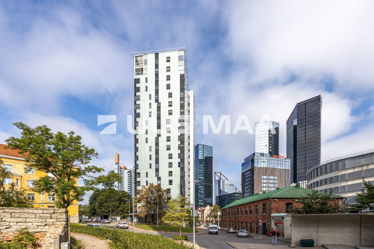 Tallinn, Kesklinna linnaosa, Maakri, Maakri tn 36