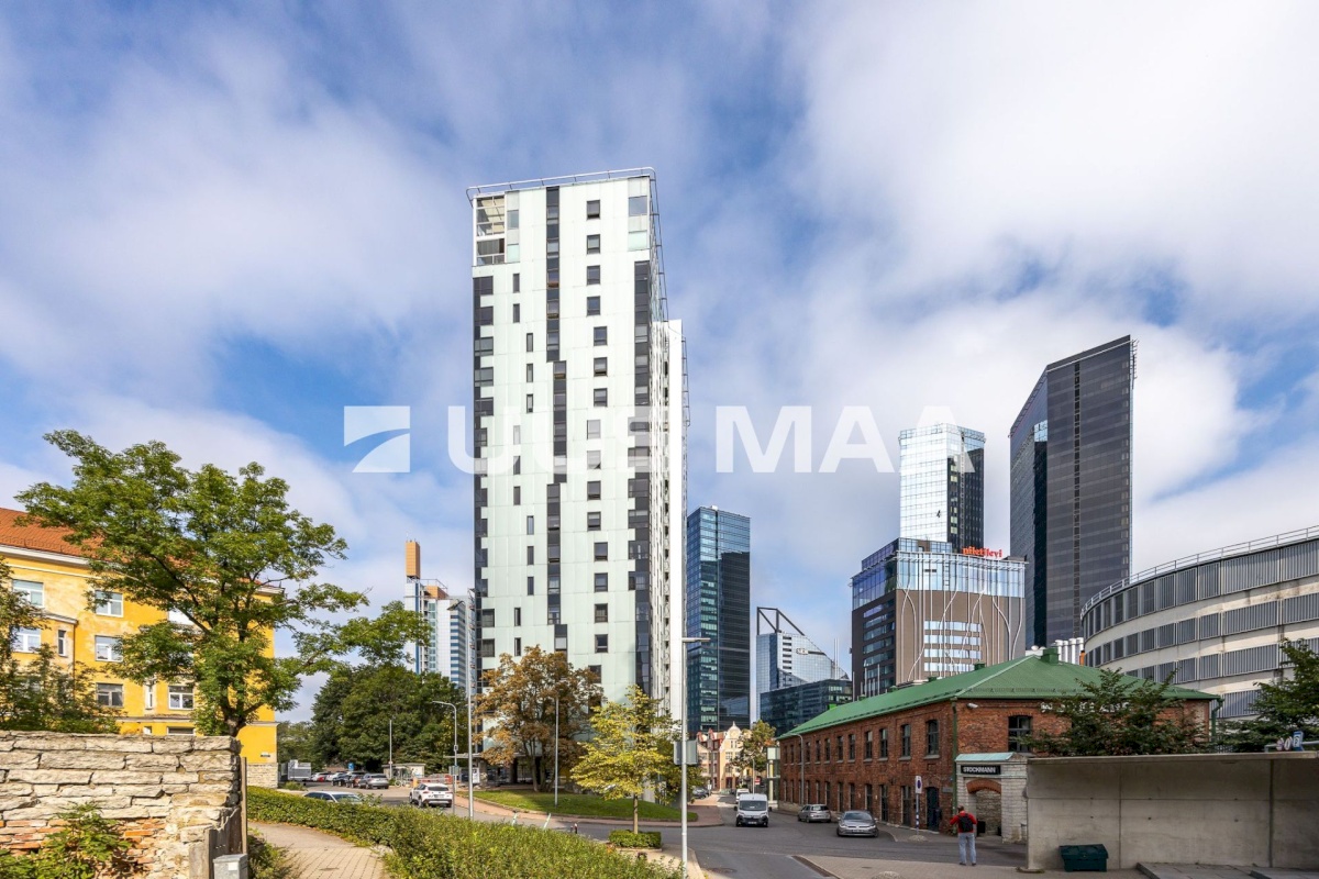 Tallinn, Kesklinna linnaosa, Maakri, Maakri tn 36