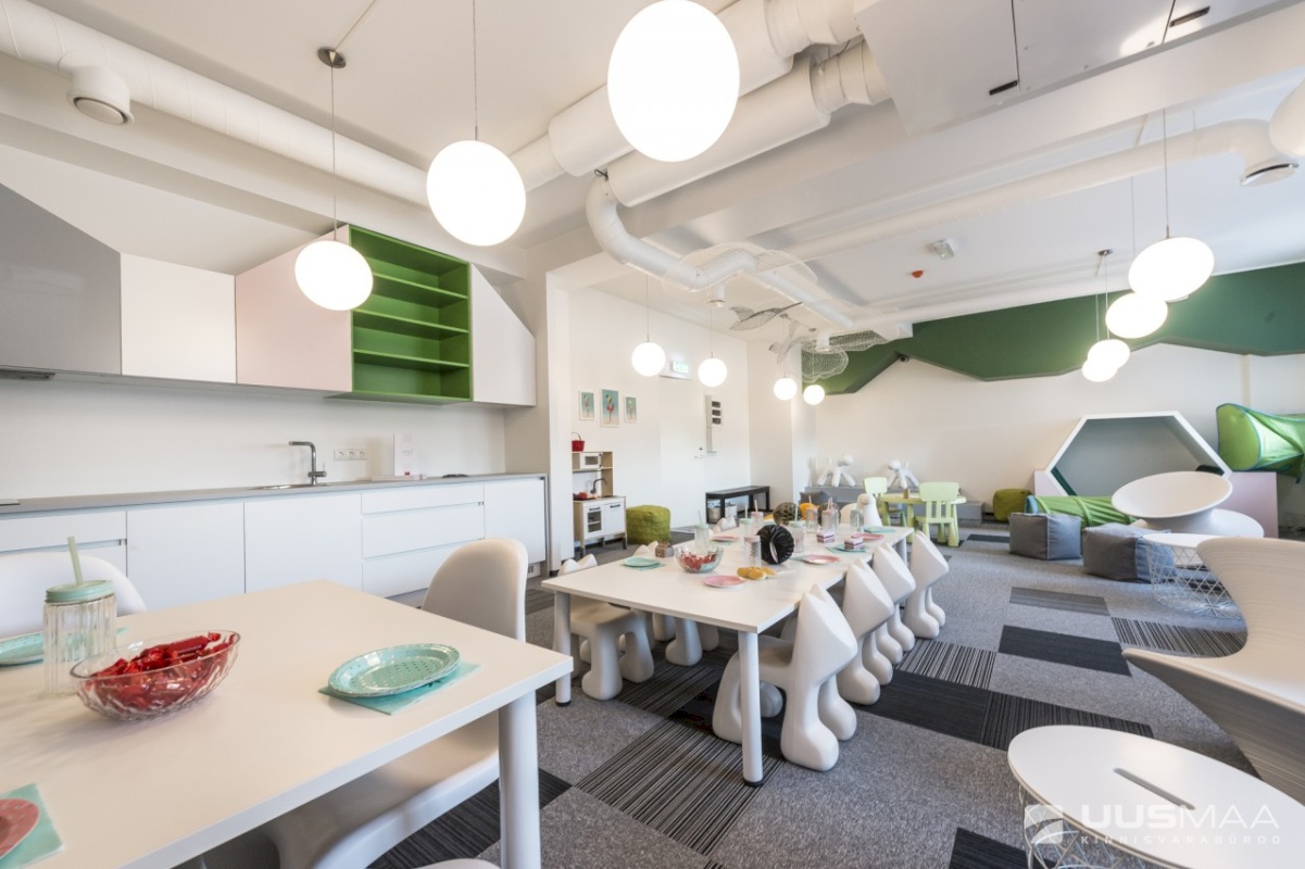 Tallinn, Lasnamäe linnaosa, Mustakivi, Mustakivi tee 25