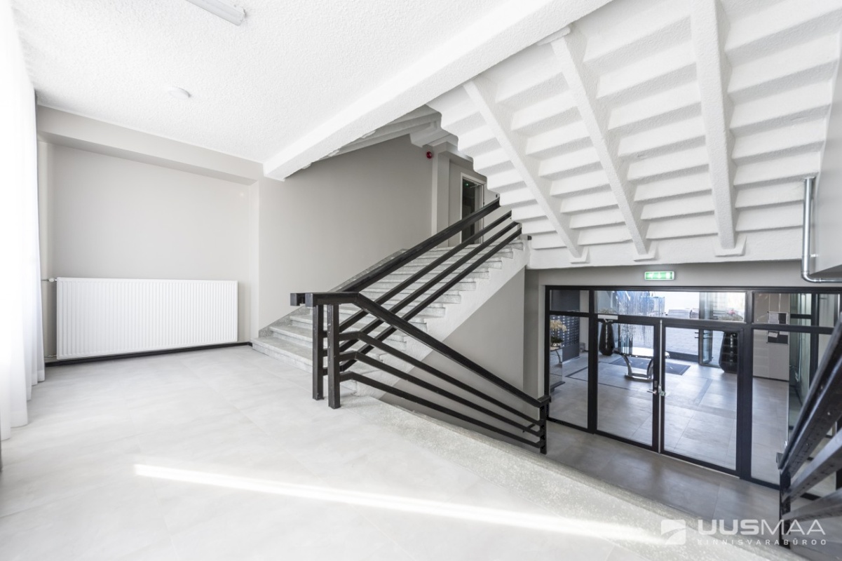 Tallinn, Lasnamäe linnaosa, Mustakivi, Mustakivi tee 25