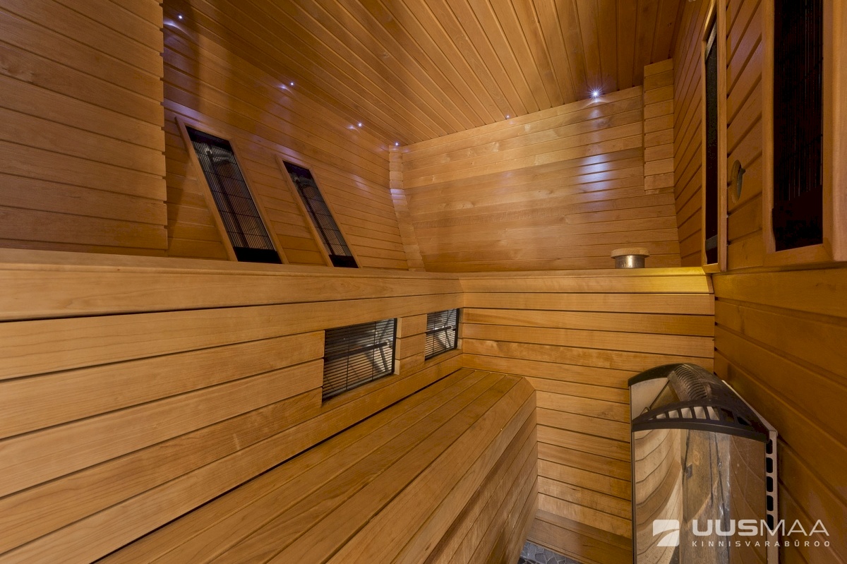 Tallinn, Kesklinna linnaosa, Tartu mnt 84a