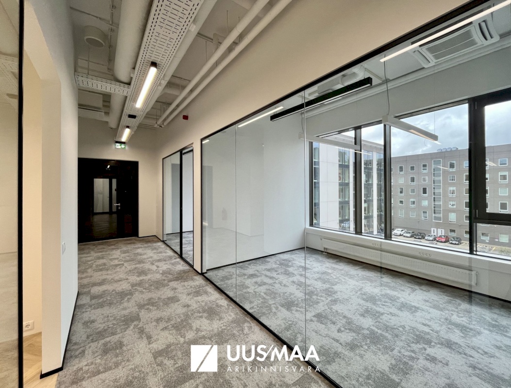 Tallinn, Mustamäe linnaosa, Mäealuse 2/4