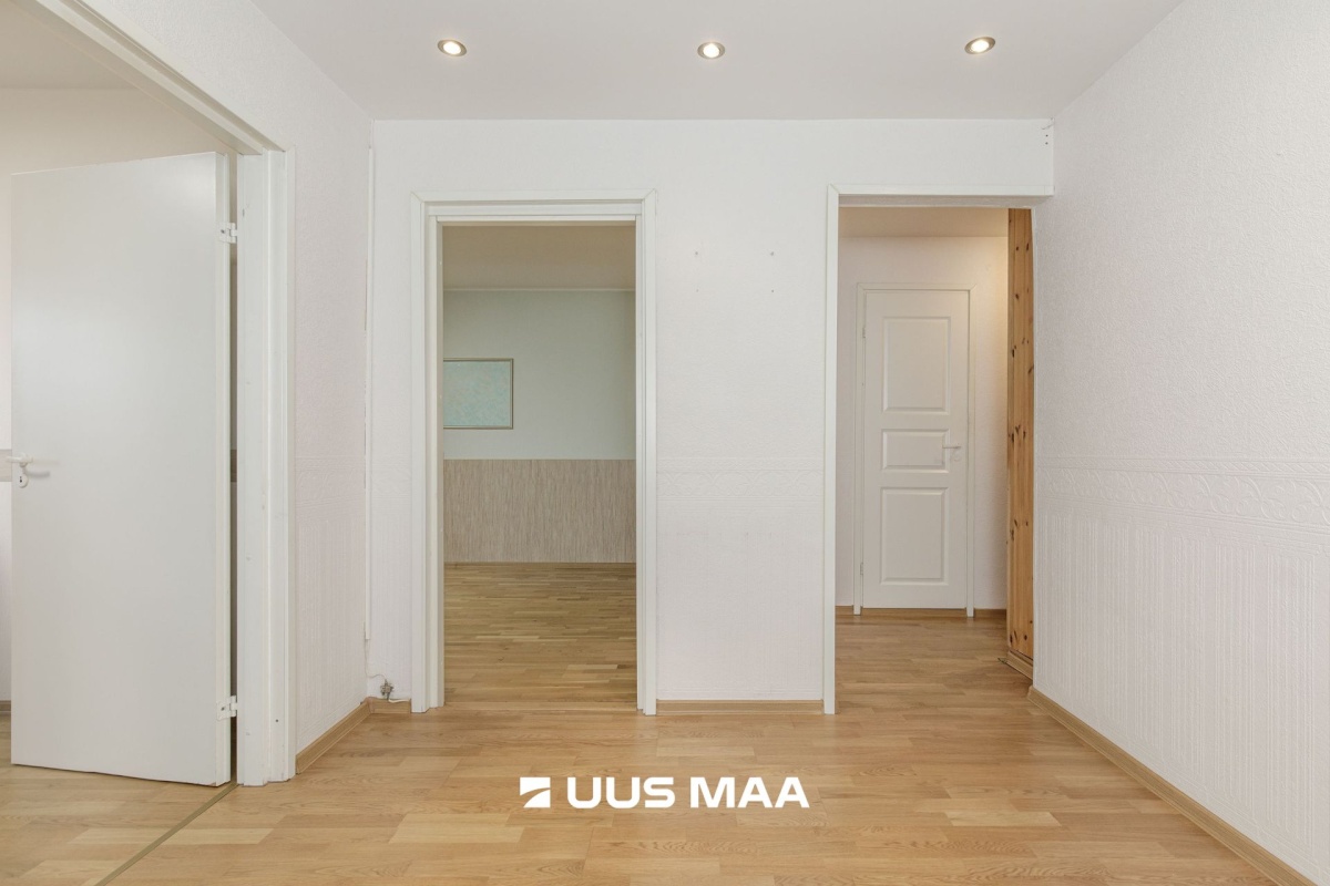 Tallinn, Lasnamäe linnaosa, Võru 8