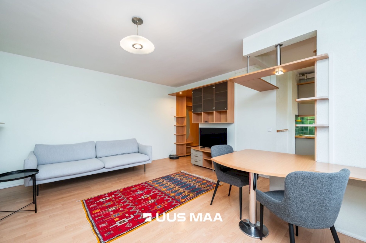 Tallinn, Lasnamäe linnaosa, Sikupilli, Majaka tn 5