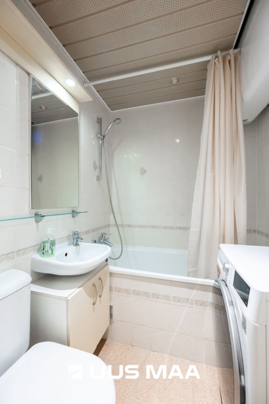 Tallinn, Lasnamäe linnaosa, Sikupilli, Majaka tn 5