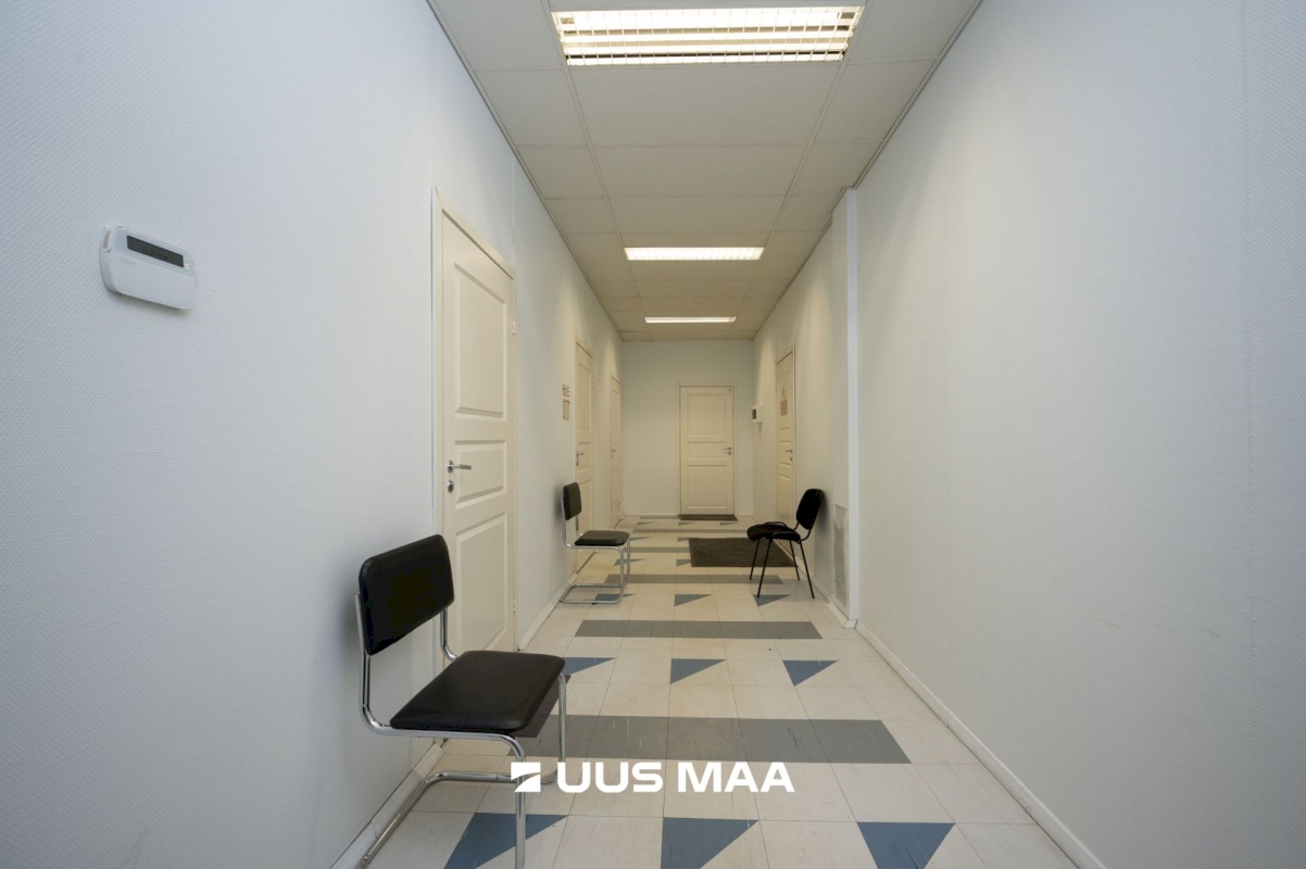 Tallinn, Kesklinna linnaosa, Kitseküla, Pärnu mnt 102