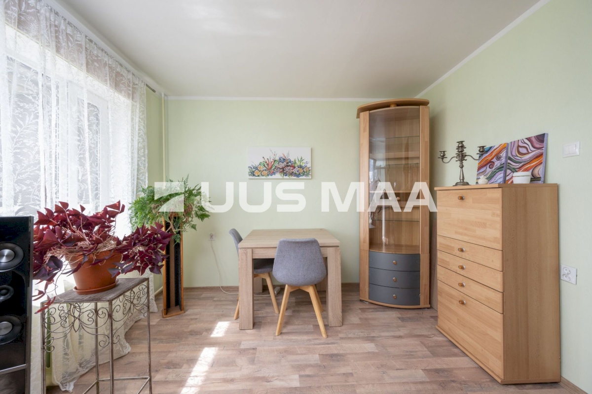 Hiiumaa vald, Kärdla linn, Heltermaa mnt 15