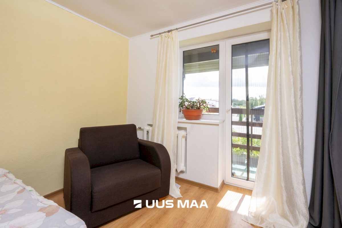 Hiiumaa vald, Kärdla linn, Heltermaa mnt 15