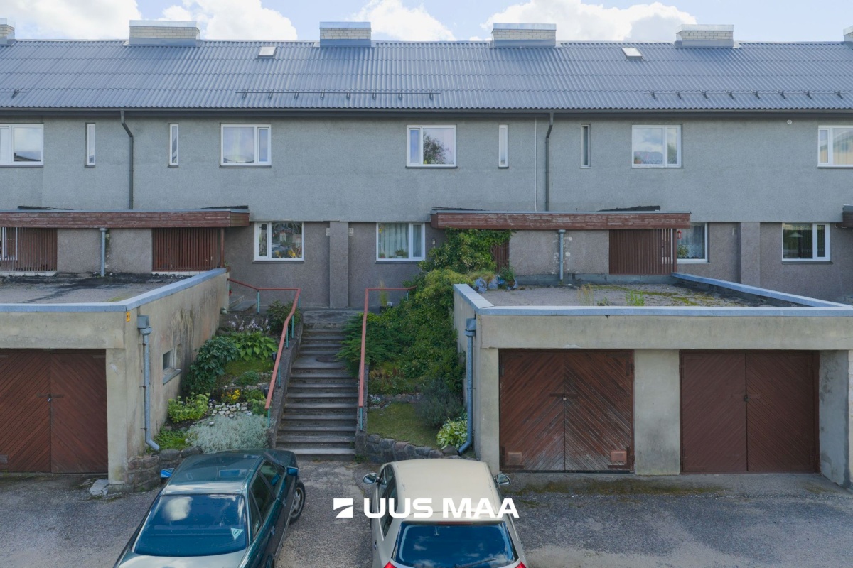 Hiiumaa vald, Kärdla linn, Heltermaa mnt 15