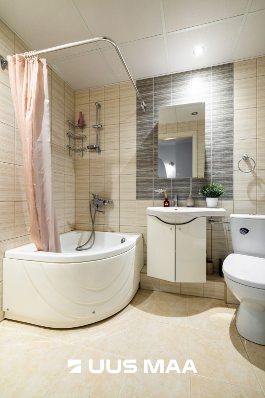 Tallinn, Kesklinna linnaosa, Pärnu mnt 125a