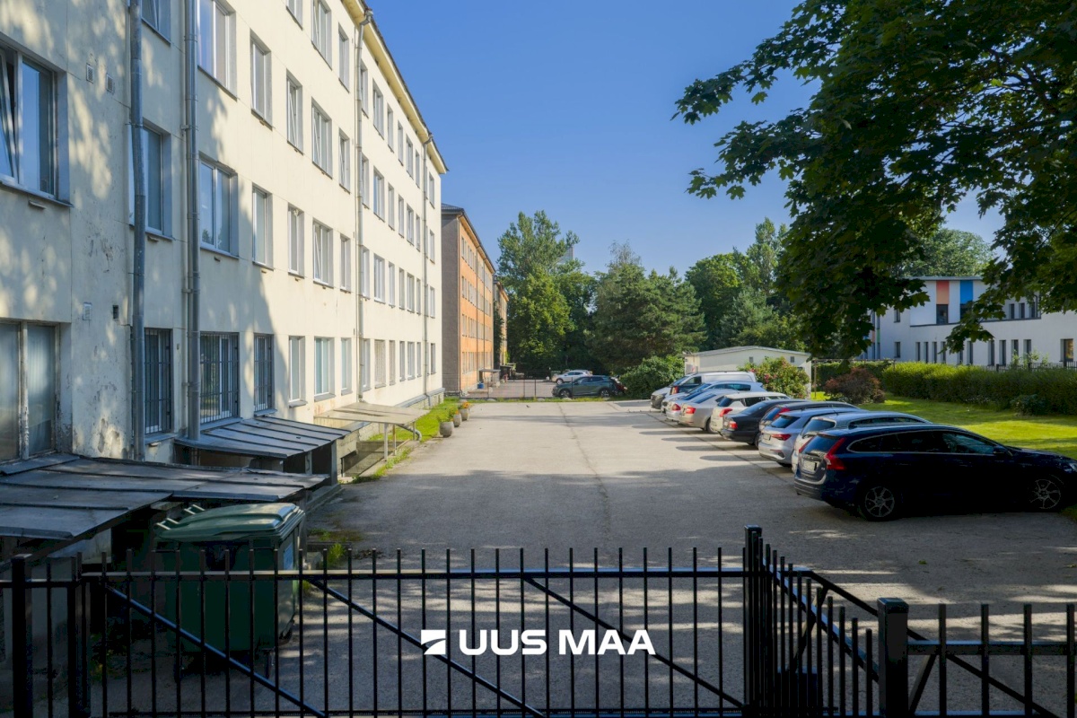 Tallinn, Kesklinna linnaosa, Pärnu mnt 125a