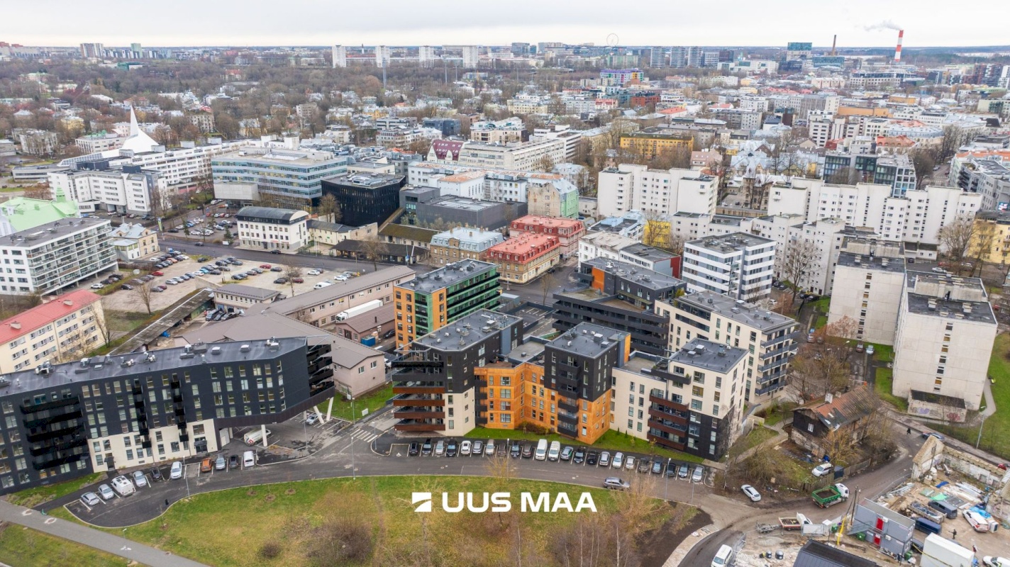 Tallinn, Kesklinna linnaosa, Sadama, Lüüsi 4