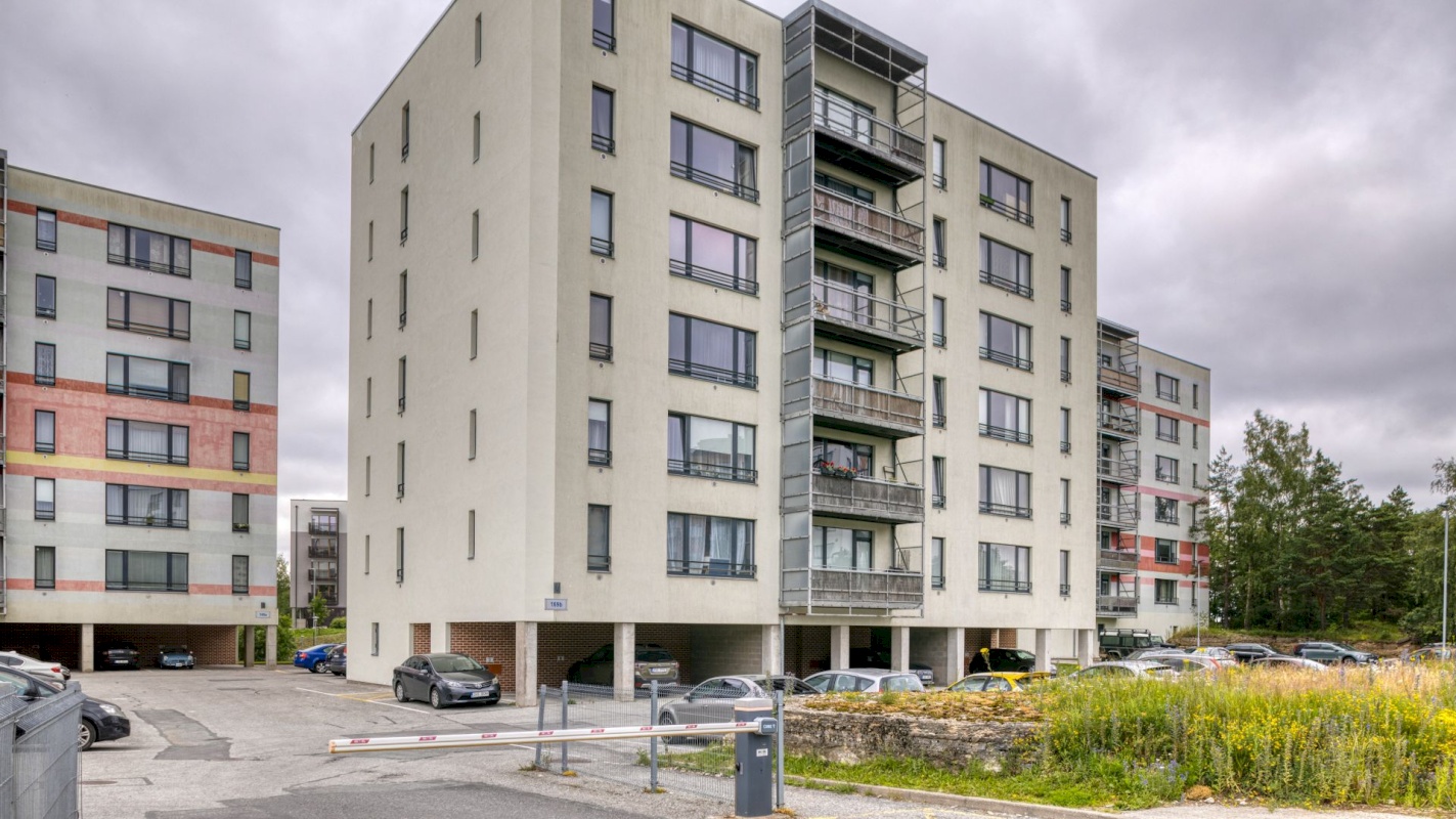 Tallinn, Mustamäe linnaosa, Kadaka pst 169b