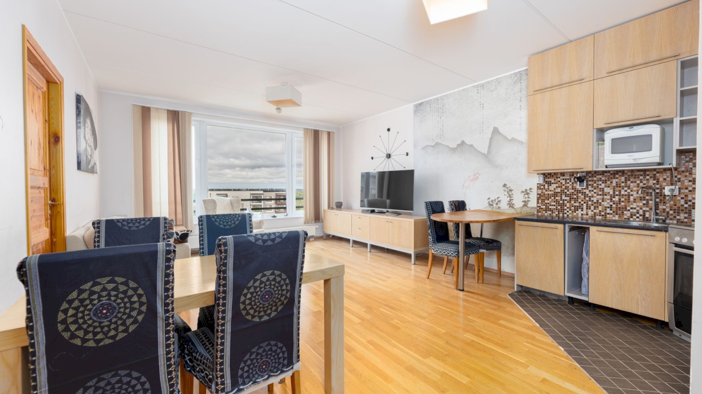 Tallinn, Mustamäe linnaosa, Kadaka pst 169b