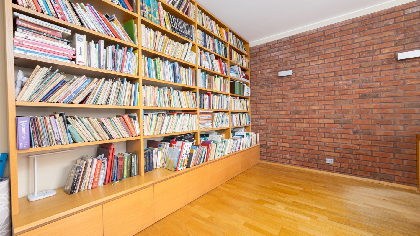 Tallinn, Haabersti linnaosa, Kahlu 10