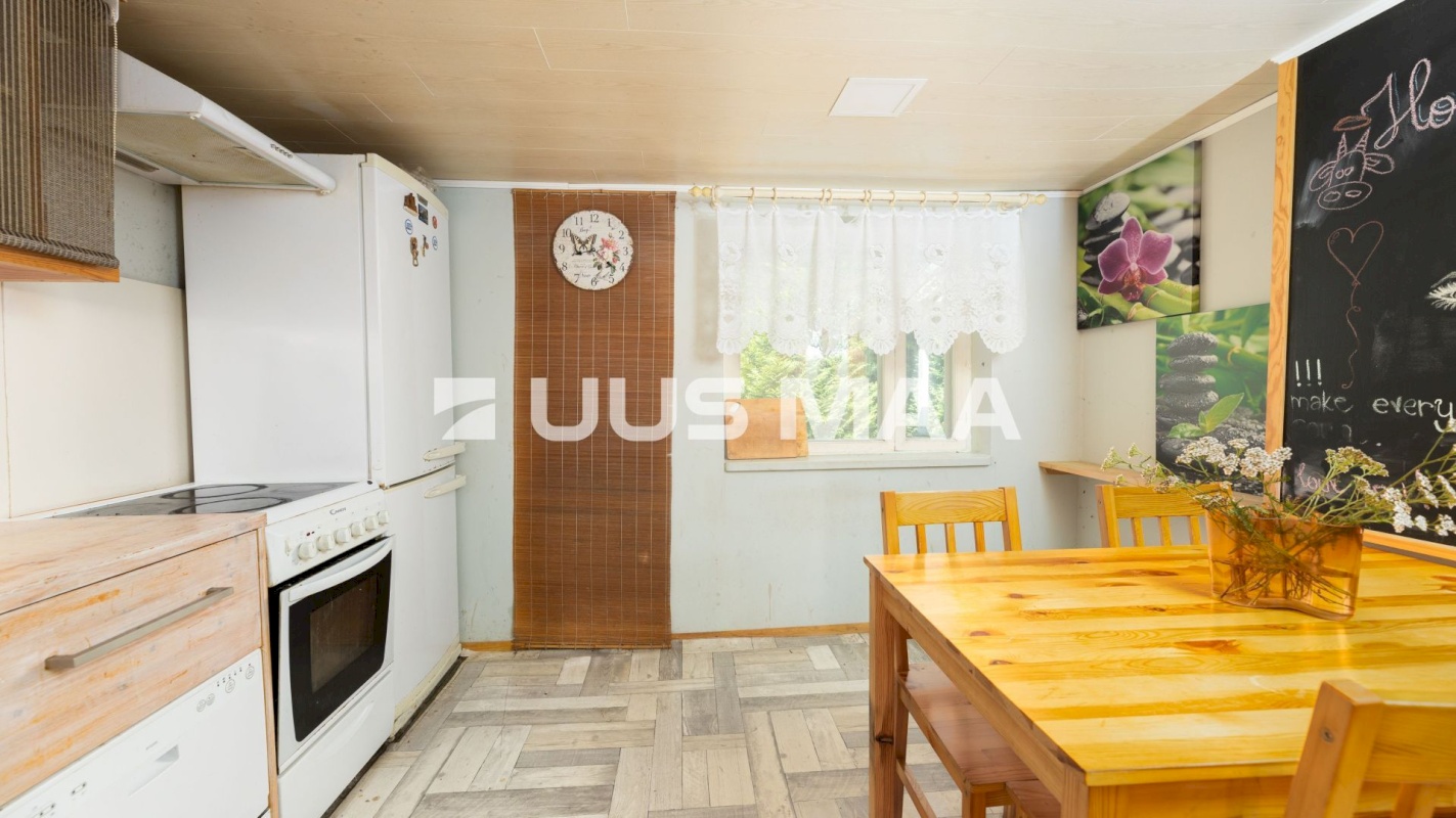 Viimsi vald, Leppneeme küla, Piirikivi tee 13