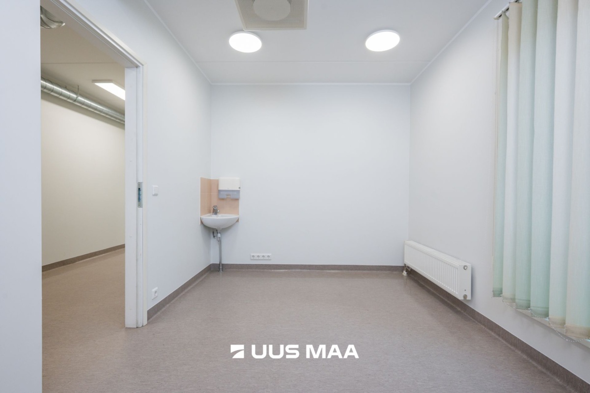 Tartu linn, Tartu linn, Kesklinn, Ülikooli 4