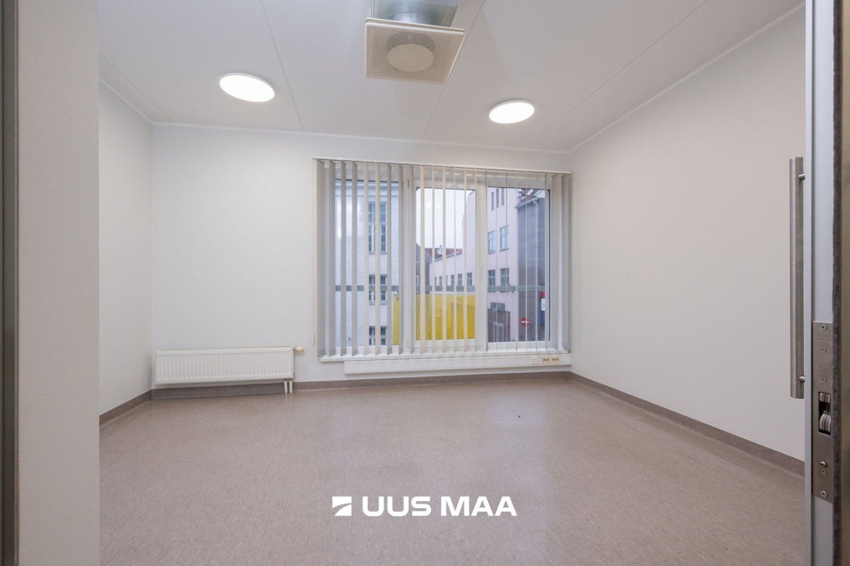 Tartu linn, Tartu linn, Kesklinn, Ülikooli 4