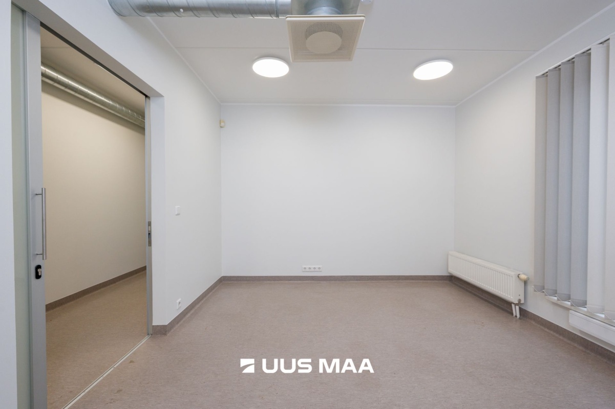 Tartu linn, Tartu linn, Kesklinn, Ülikooli 4