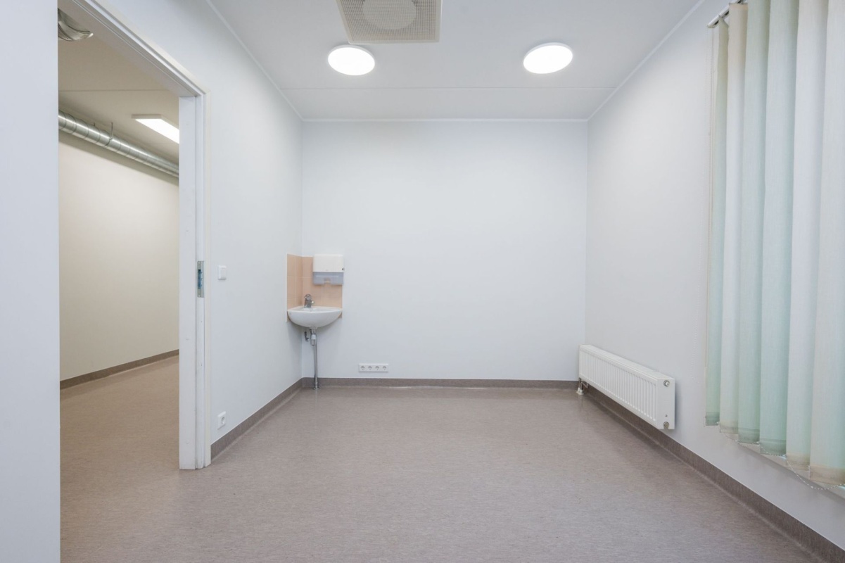 Tartu linn, Tartu linn, Kesklinn, Ülikooli 4