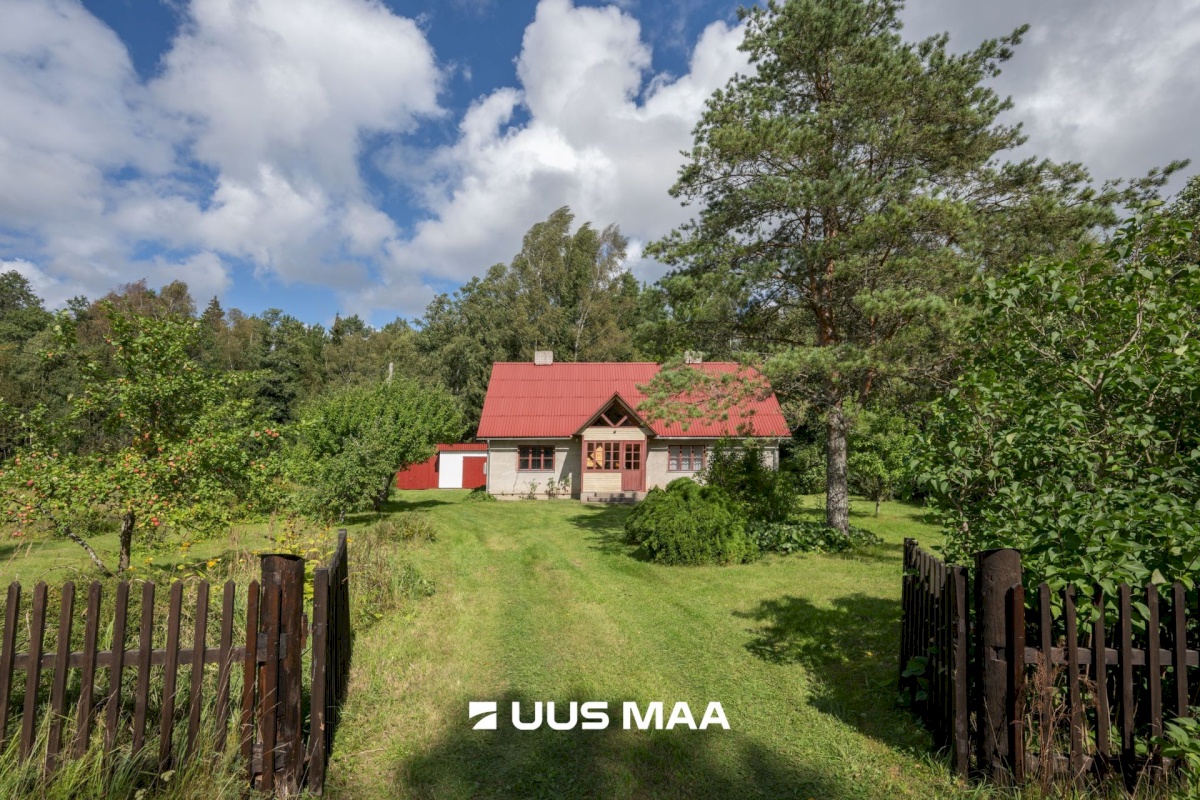 Hiiumaa vald, Emmaste-Kurisu küla, Sarapuu