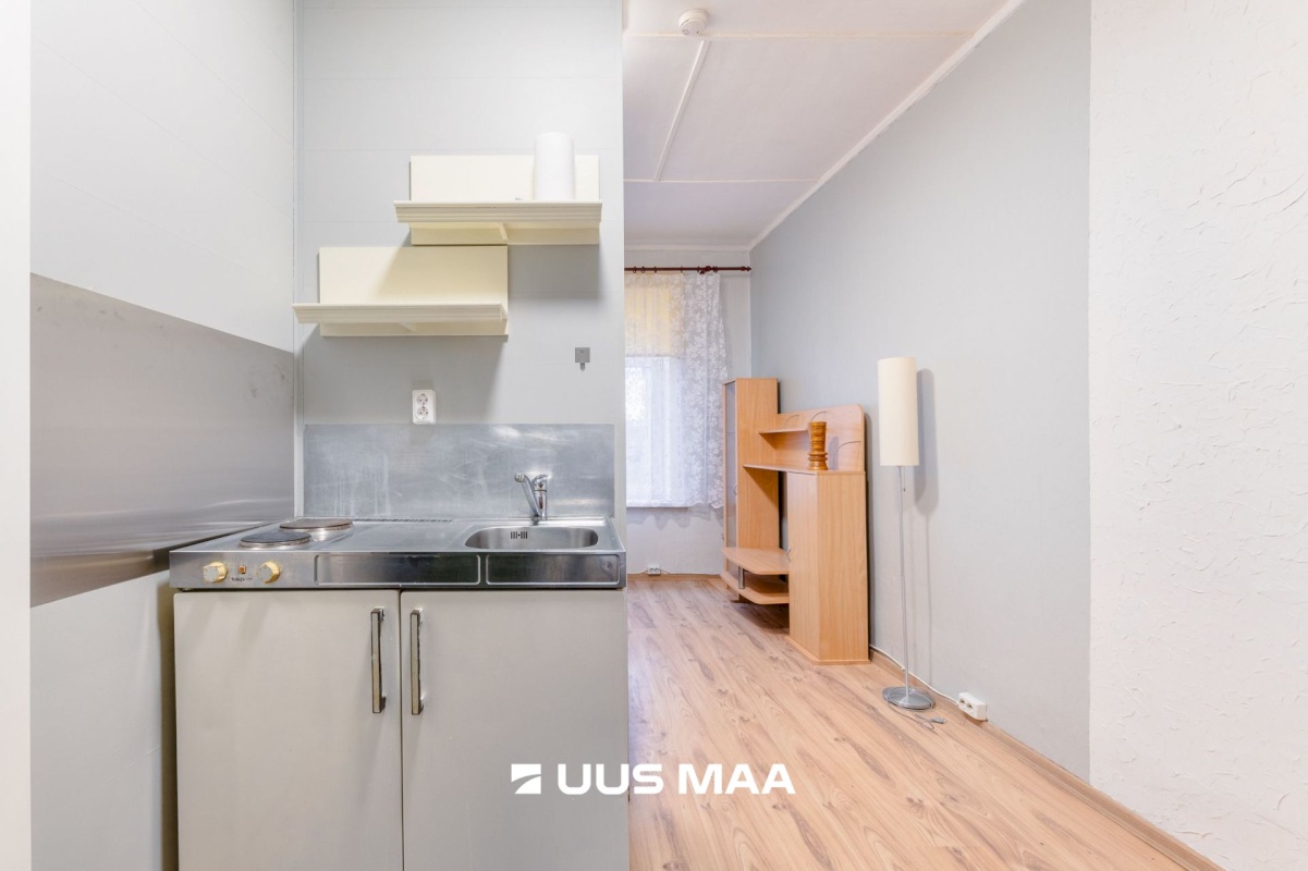 Rakvere linn, J. Kunderi 2