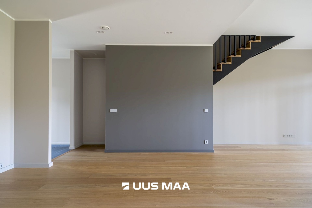 Viimsi vald, Haabneeme alevik, Laanelinnu 7-6 7 8