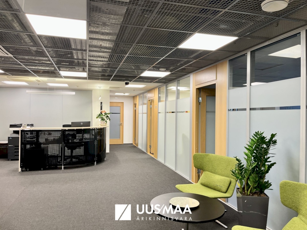 Tallinn, Kesklinna linnaosa, Estonia pst 9