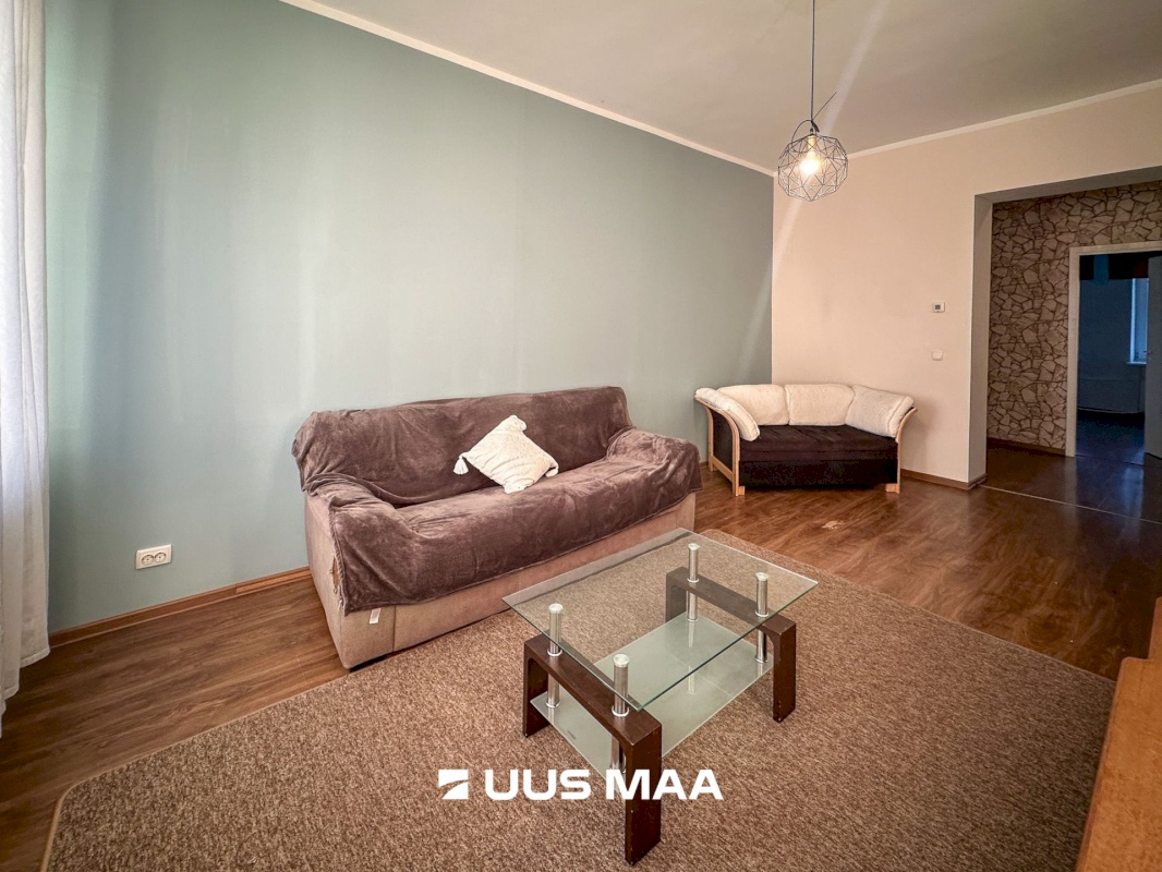 Tapa vald, Tapa linn, Üleviste 10