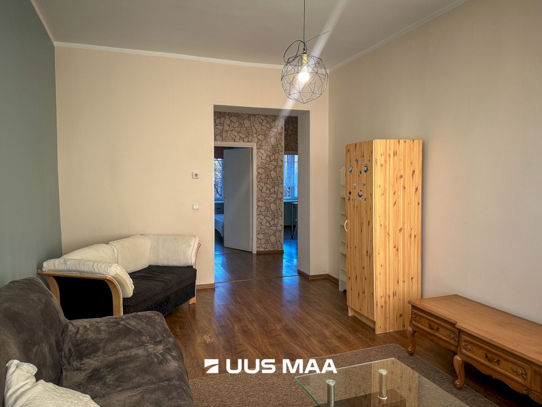 Tapa vald, Tapa linn, Üleviste 10