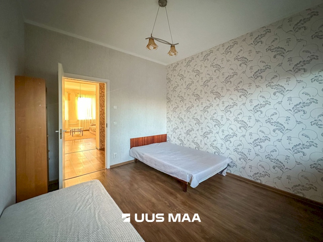 Tapa vald, Tapa linn, Üleviste 10