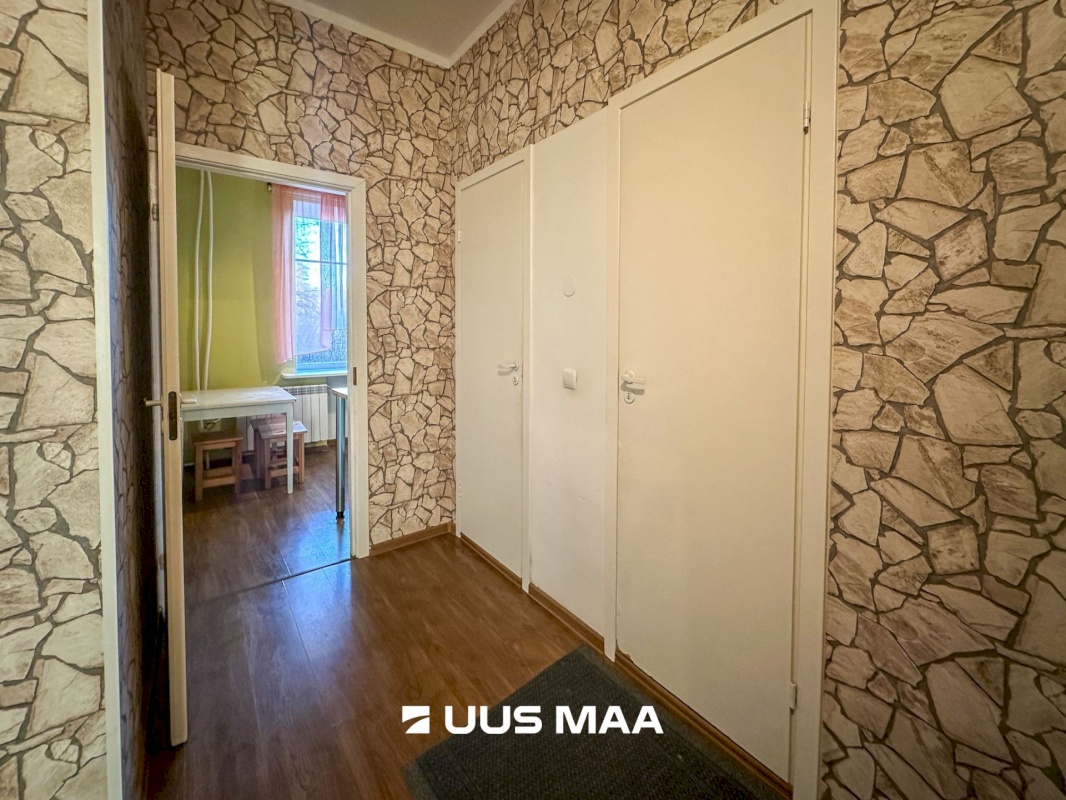 Tapa vald, Tapa linn, Üleviste 10