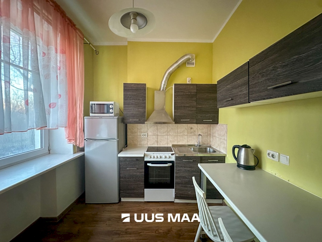 Tapa vald, Tapa linn, Üleviste 10