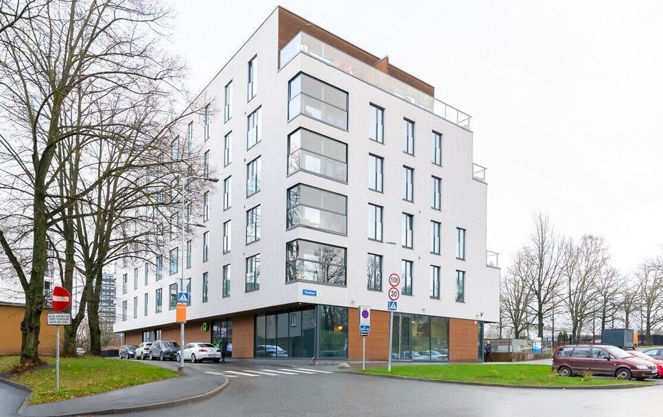 Tallinn, Kesklinna linnaosa, Staadioni tn 1