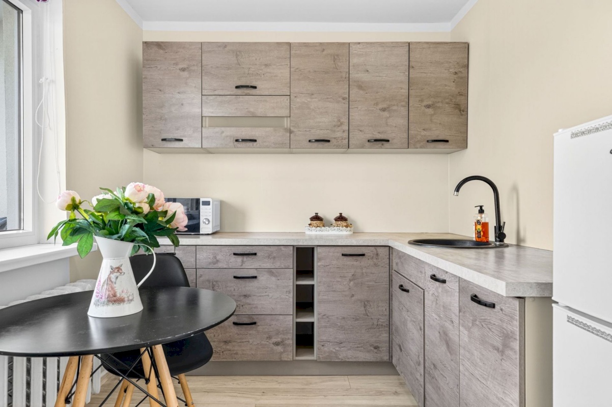 Saaremaa vald, Orissaare alevik, Võidu põik 1