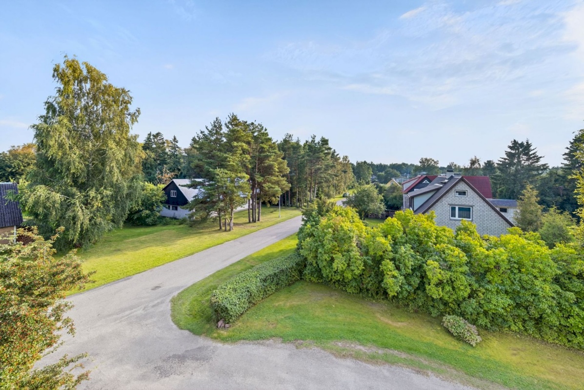 Saaremaa vald, Orissaare alevik, Võidu põik 1