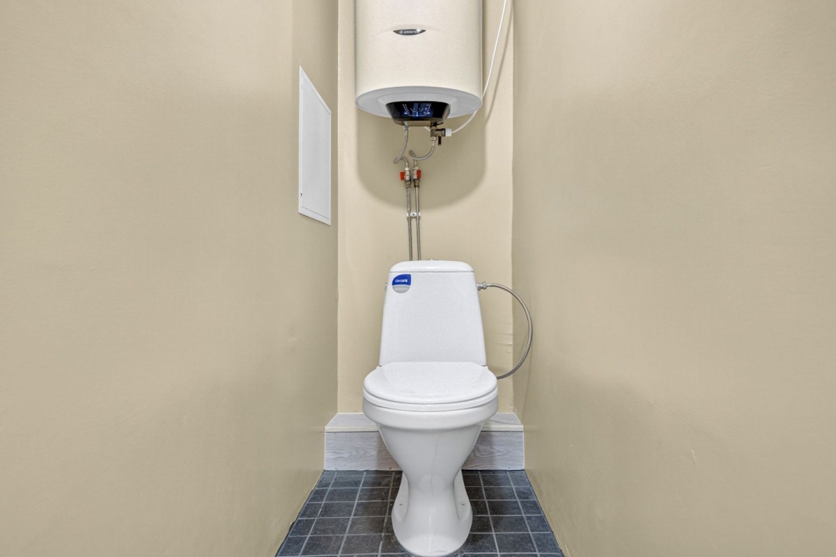 Saaremaa vald, Orissaare alevik, Võidu põik 1