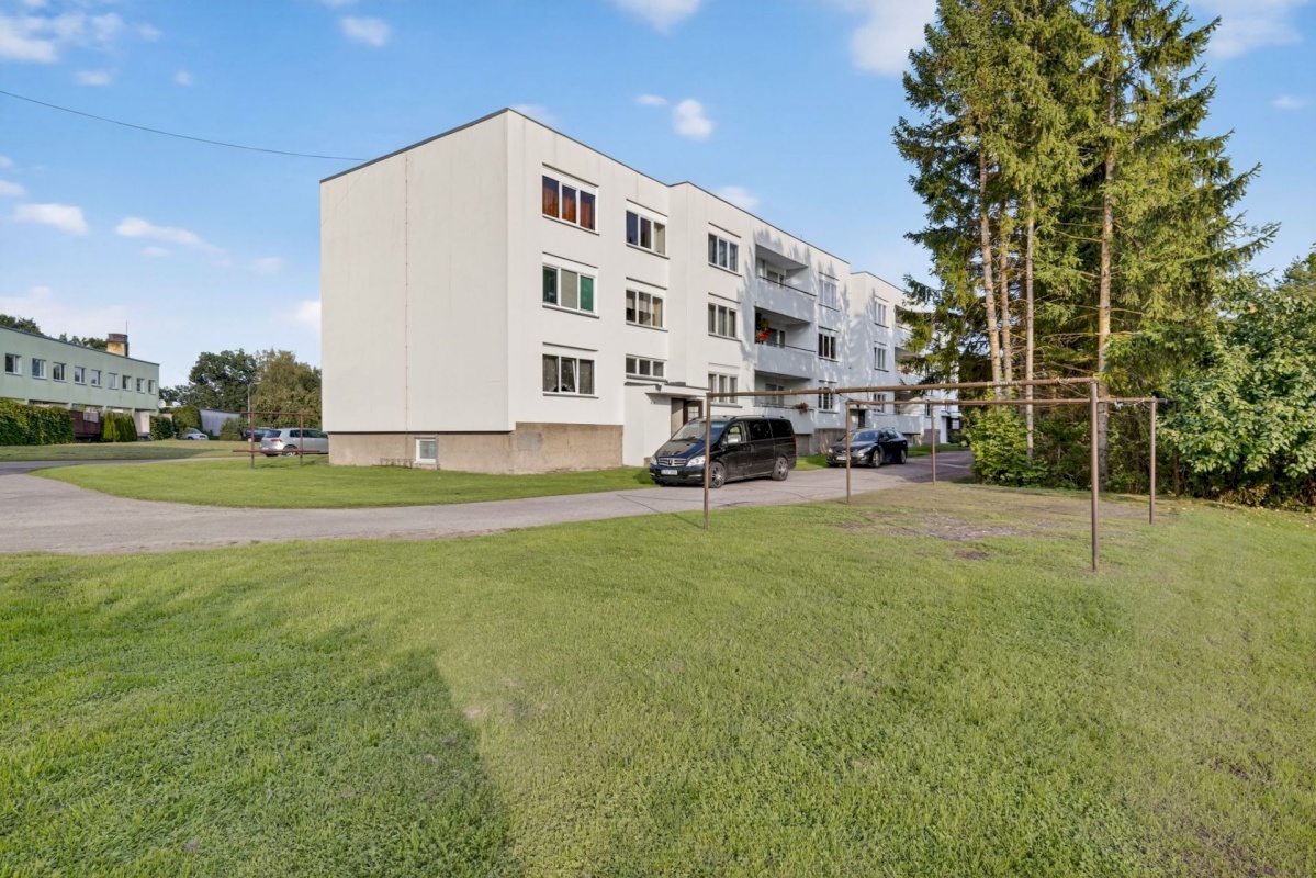 Saaremaa vald, Orissaare alevik, Võidu põik 1