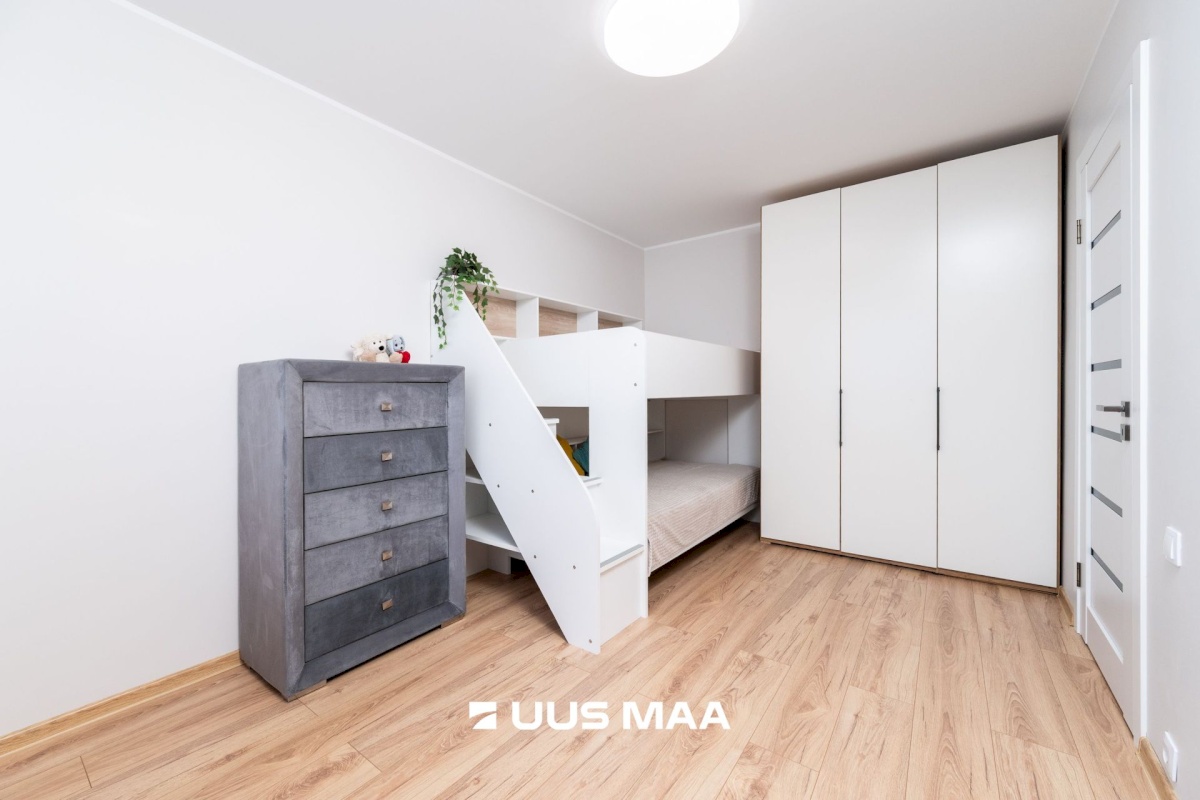 Tallinn, Lasnamäe linnaosa, Liikuri 42