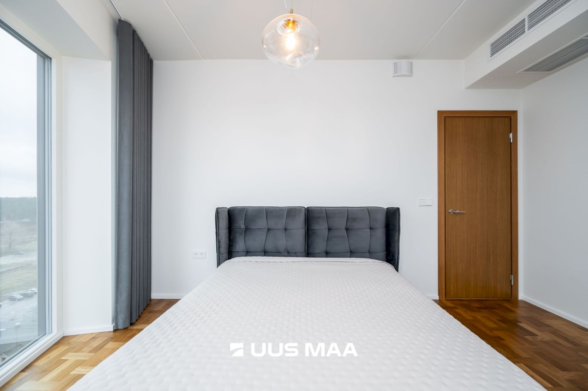 Tallinn, Kesklinna linnaosa, Pärnu mnt 137