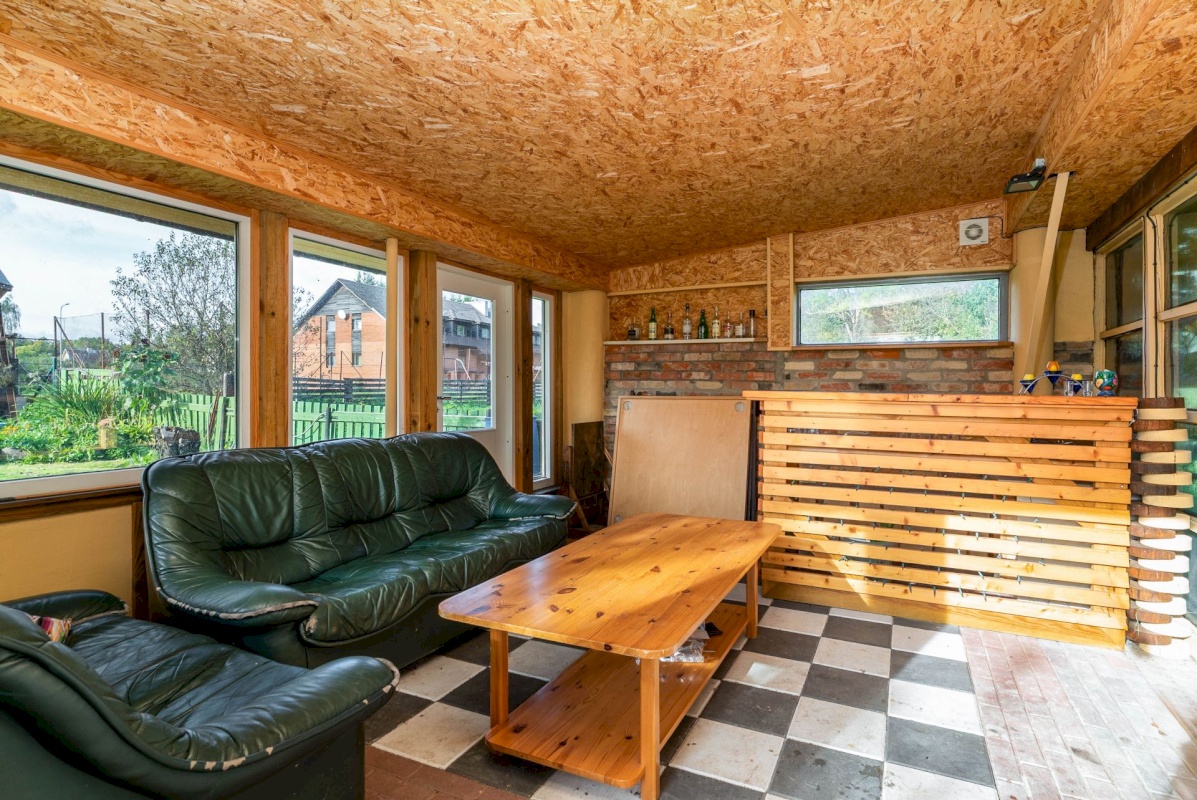 Põltsamaa vald, Põltsamaa linn, Põhja-Kaare tn 21