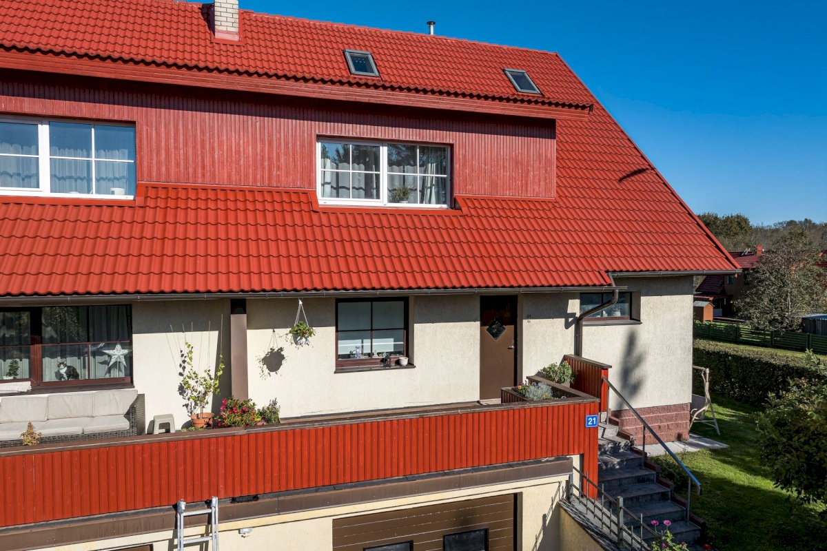 Põltsamaa vald, Põltsamaa linn, Põhja-Kaare tn 21