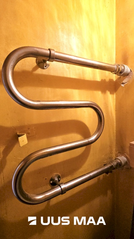 Kohtla-Järve linn, Ahtme linnaosa, Kasteheina 8